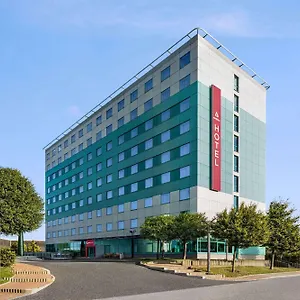 Amedia Express Prague, Trademark Collection By Wyndham 3* Praga