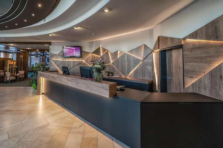 Fourside Hotel Salzburg Messe, Trademark Collection By Wyndham